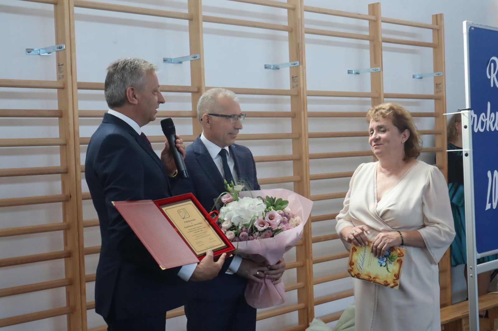 Podziękowanie za 25 lat i powitanie nowej Pani Dyrektor