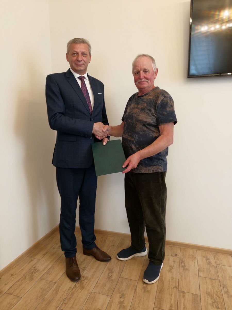 Kolejny etap budowy remizy Ochotniczej Straży Pożarnej w Starej Wronie wraz z garażem