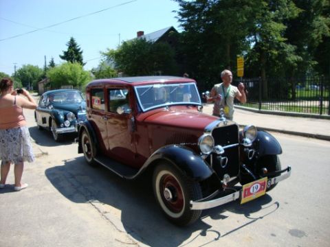 Zlot zabytkowych samochodów 2010