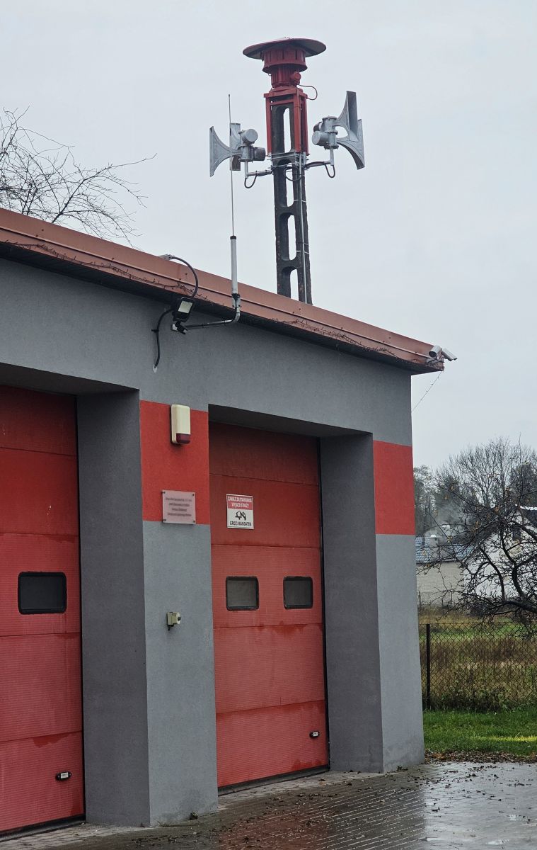 Nowa syrena alarmowa na remizie OSP Joniec
